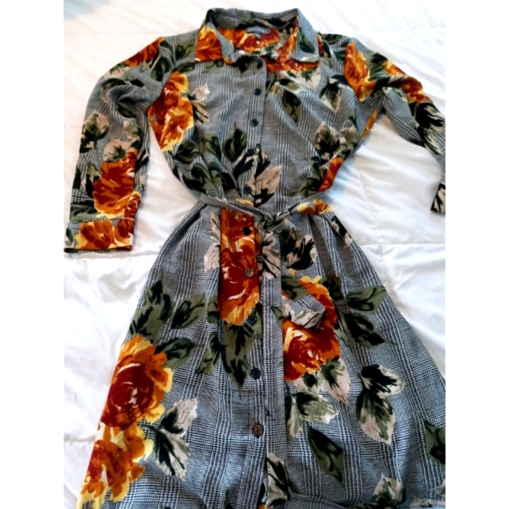 Luxology Floral Check Button Up Dress Size 8